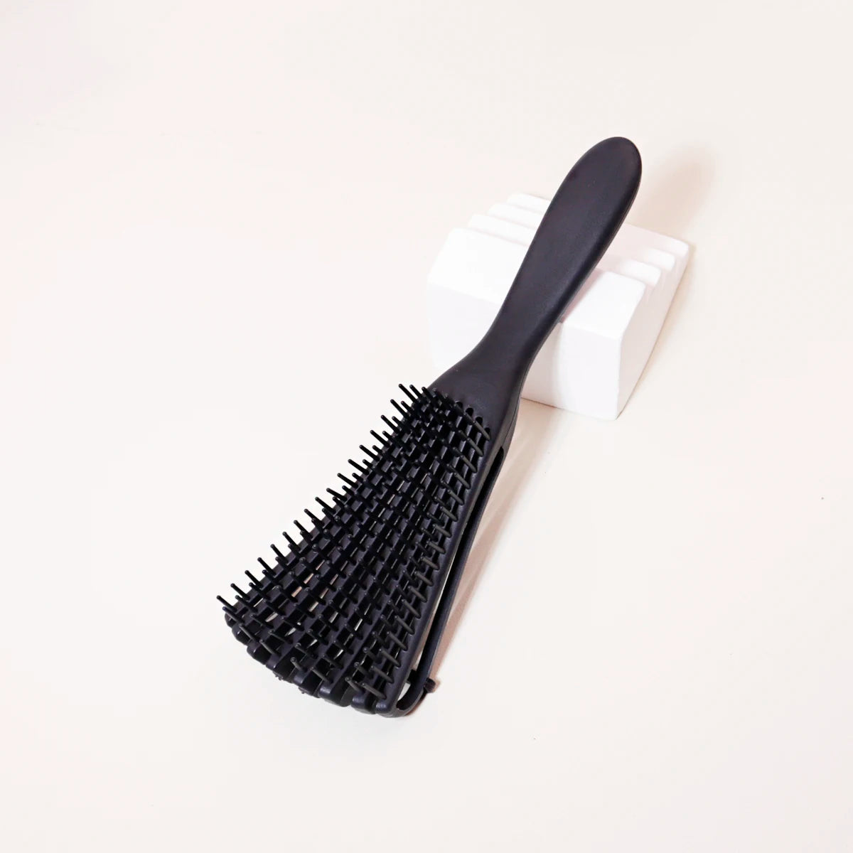 Trinity Detangling Brush – Scalp Massage & Anti-Static House of Trinity