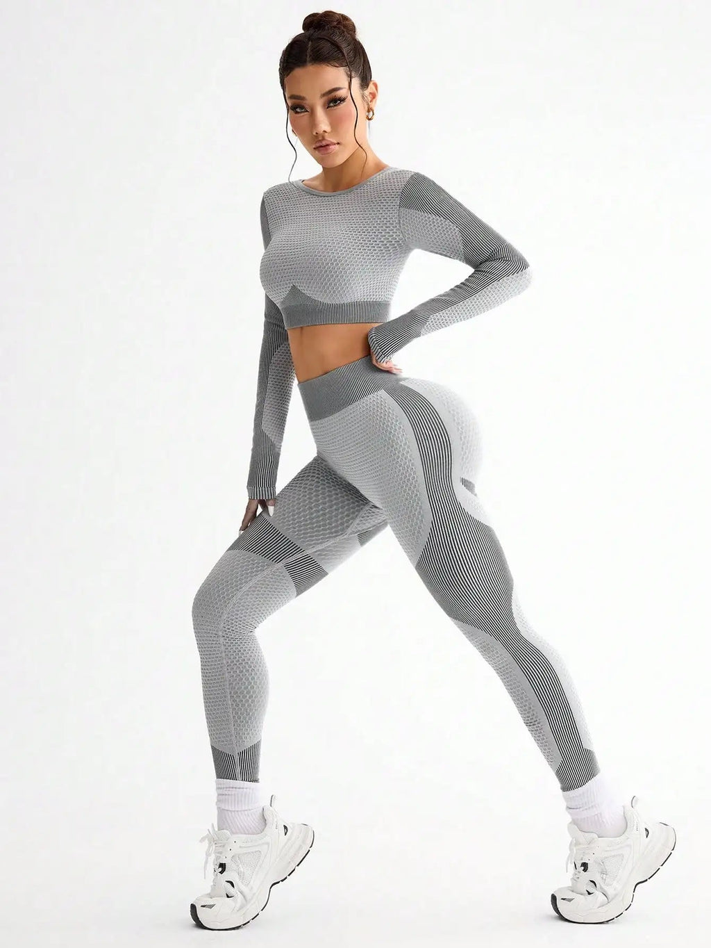 Trinity Mesh Yoga Set – Seamless Long-Sleeve Top & Leggings House of Trinity