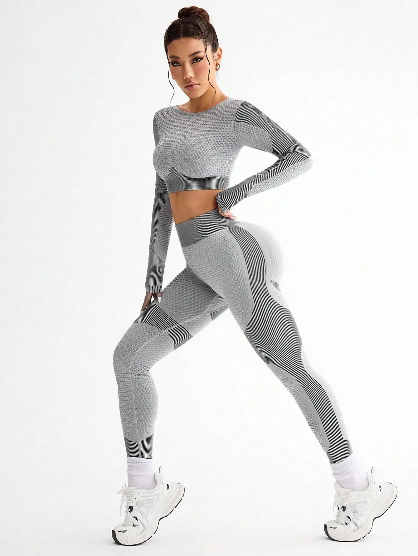 Trinity Mesh Yoga Set – Seamless Long-Sleeve Top & Leggings House of Trinity