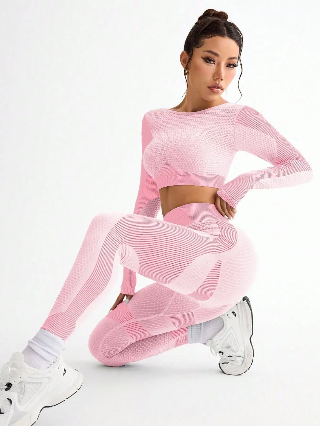 Trinity Mesh Yoga Set – Seamless Long-Sleeve Top & Leggings House of Trinity