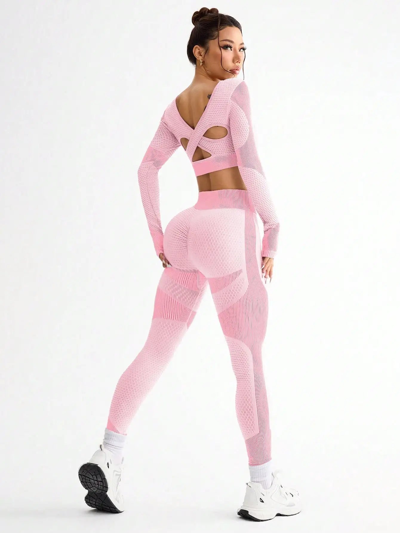 Trinity Mesh Yoga Set – Seamless Long-Sleeve Top & Leggings House of Trinity